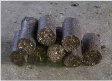 秸稈壓塊機(jī) 生物質(zhì)鍋爐燃料成型的關(guān)鍵設(shè)備